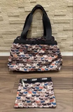 LeSportsac 犬柄ショルダーバッグとポーチセット