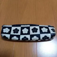 マリークワント ペンケース