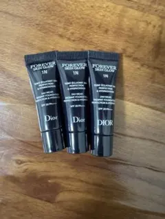【未使用品】ディオールスキン フォーエヴァー フルイドグロウ1N 2.7ml×3