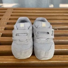 New Balance ベビー スニーカー グレー 13センチ