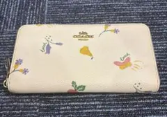 COACH コーチ バタフライ 蝶々 花 ゴールドロゴコンパクト折り財布 極美品 COACH コーチ バタフライ 蝶々 花 ゴールドロゴコンパクト折り