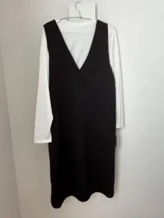 【マタニティ】マタニティ ワンピース 黒 Vネック M〜Lのサムネイル