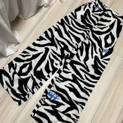 Item thumbnail for item d545dbab-fdf7-4cd3-9a6b-ded15ec7ae0e