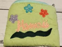 ハワイ刺繍キルティングポーチ