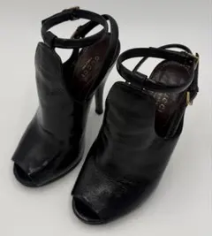 GUCCI ブラック オープントゥ ハイヒール