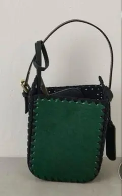 Item thumbnail for item 6f84dc0c-7a0d-4084-8419-da82ccb602d9