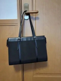 Item thumbnail for item b72112d3-1c0a-4562-8aa2-c329d121834f