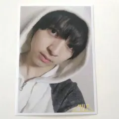 過去の仁人のぞいてみるく？生誕生写真過去セット 吉田仁人 18歳 1枚