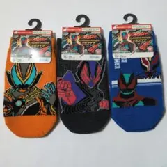 仮面ライダーゼッツ　靴下　②