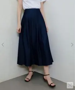 アルアバイル　25ss　マットタフタアンイーブンタックスカート　ネイビーのサムネイル