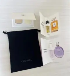 シャネル　ファンデーションサンプル&香水サンプル＆巾着　4点セット