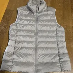 ユニクロ　UNIQLO ウルトラライトダウン　ダウンベスト　M