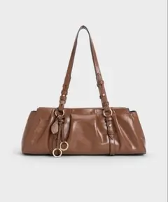 CHARLES & KEITH Britton ルーシュドイロンゲイトショルダーのサムネイル