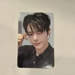 CLOSE YOUR EYES blackout ヨントントレカ ジンシャン