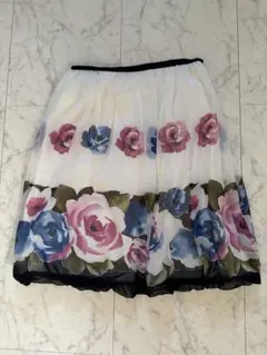 M'sグレイシー　花柄 フレアスカート ホワイト 40のサムネイル