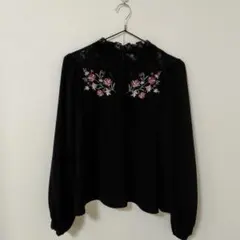 axes femme花柄刺繍 レース切り替え 長袖ブラウス ブラックのサムネイル