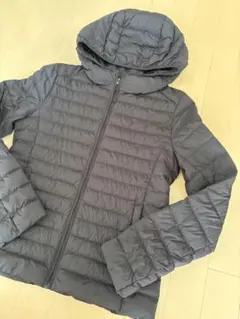 防寒　UNIQLO ウルトラライトダウン　インナーダウン　ブラック　ダウン90%