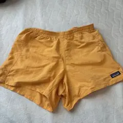 コ*8様 Patagonia ショートパンツ イエロー - メルカリ