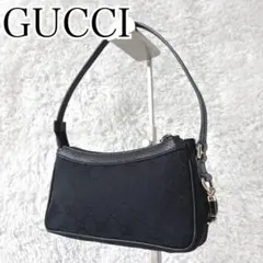 美品✨ GUCCI グッチ アクセサリーポーチ GGキャンバス チャーム付 本革