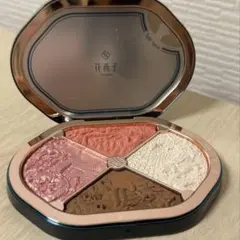 【値下げ】花西子 星宿彫刻 4色パレットのサムネイル