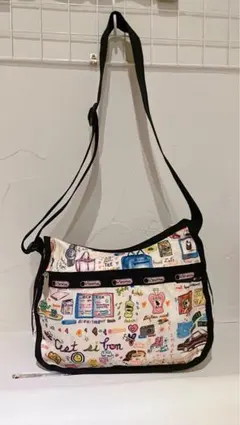 LeSportsac カラフルイラストのショルダーバッグ