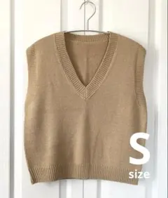 Sサイズ　ニット　ベスト　セーター　Vネック　キャメル　ベージュ
