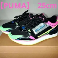 PUMA スニーカー マルチカラーのサムネイル