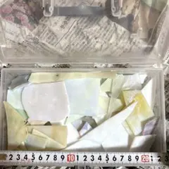 ステンドグラス　端材