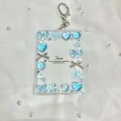 トレカケース　レジン　トレカキーホルダー　ハンドメイド　ライトブルー　水色