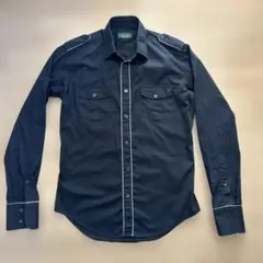 ブラックシャツ