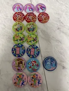 ディズニー　刺繍缶バッジ2