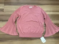 ピノーレ　Vネック ニットのサムネイル