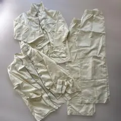 サテン風 パジャマ上下　2セット