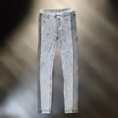 H&M：ストレッチキッズ デニムパンツ 134cm