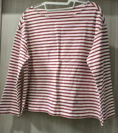 赤と白のストライプ 長袖Tシャツ
