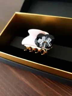 Item thumbnail for item 82f9effd-9a41-476b-b3e2-c612653e2de6