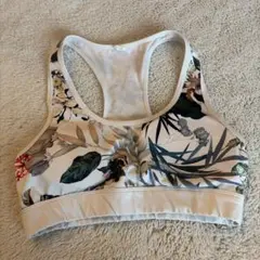 花柄スポーツブラとレギンスセット