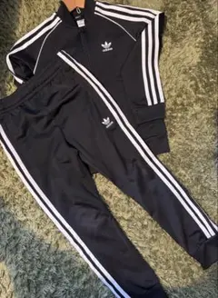 adidas ブラック キッズ130cm ✳︎セットアップ✳︎