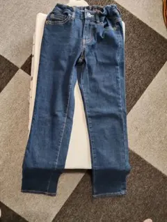 只今値下げ中☆140 ジーンズ　女の子用