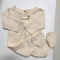 足付きロンパース