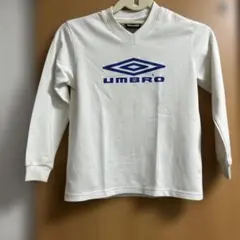 UMBRO アンブロ ホワイト Vネック サッカー長袖シャツ 130