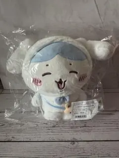 ちいかわ×サンリオコラボ　ぬいぐるみ ハチワレ×シナモロール