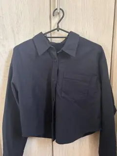 クロップドシャツ　ブルー GU 紺