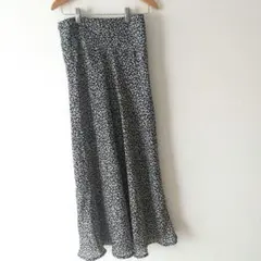 【美品】LOWRYS FARM レオパード柄ロングスカートのサムネイル