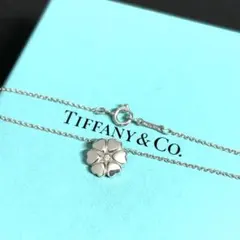 Tiffany & Co. 桜の花形ペンダント