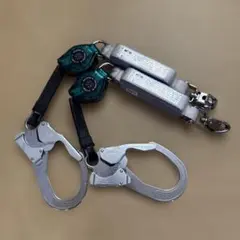 未使用 ツヨロン 巻取式ダブルランヤード フルハーネス用 47 - メルカリ