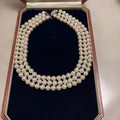 超大玉❗️あこや真珠３連ネックレス 9〜10ミリ未満　14金WG留め具ダイヤ付き
