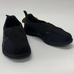 スリッポン スニーカー