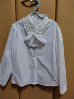 キャサリンコテージ　女の子　卒園式　発表会　白ブラウス　130サイズ