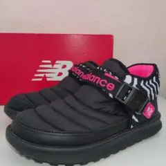 newbalance　ニューバランス　スリッポン　スニーカー　ハイカット